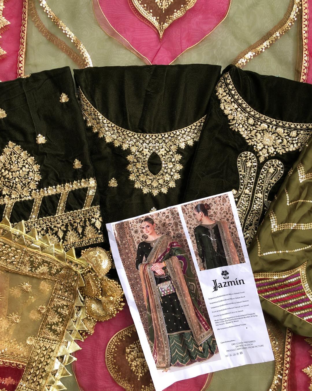 Jazmin Luxury Velvet Embroidered D 09