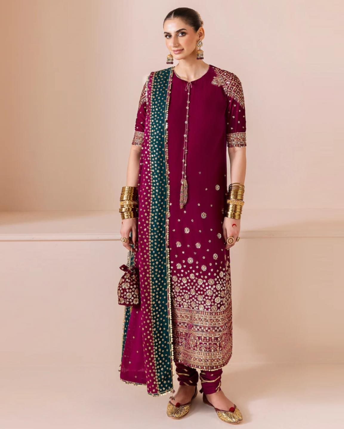 Jazmin Luxury Velvet Embroidered D 05