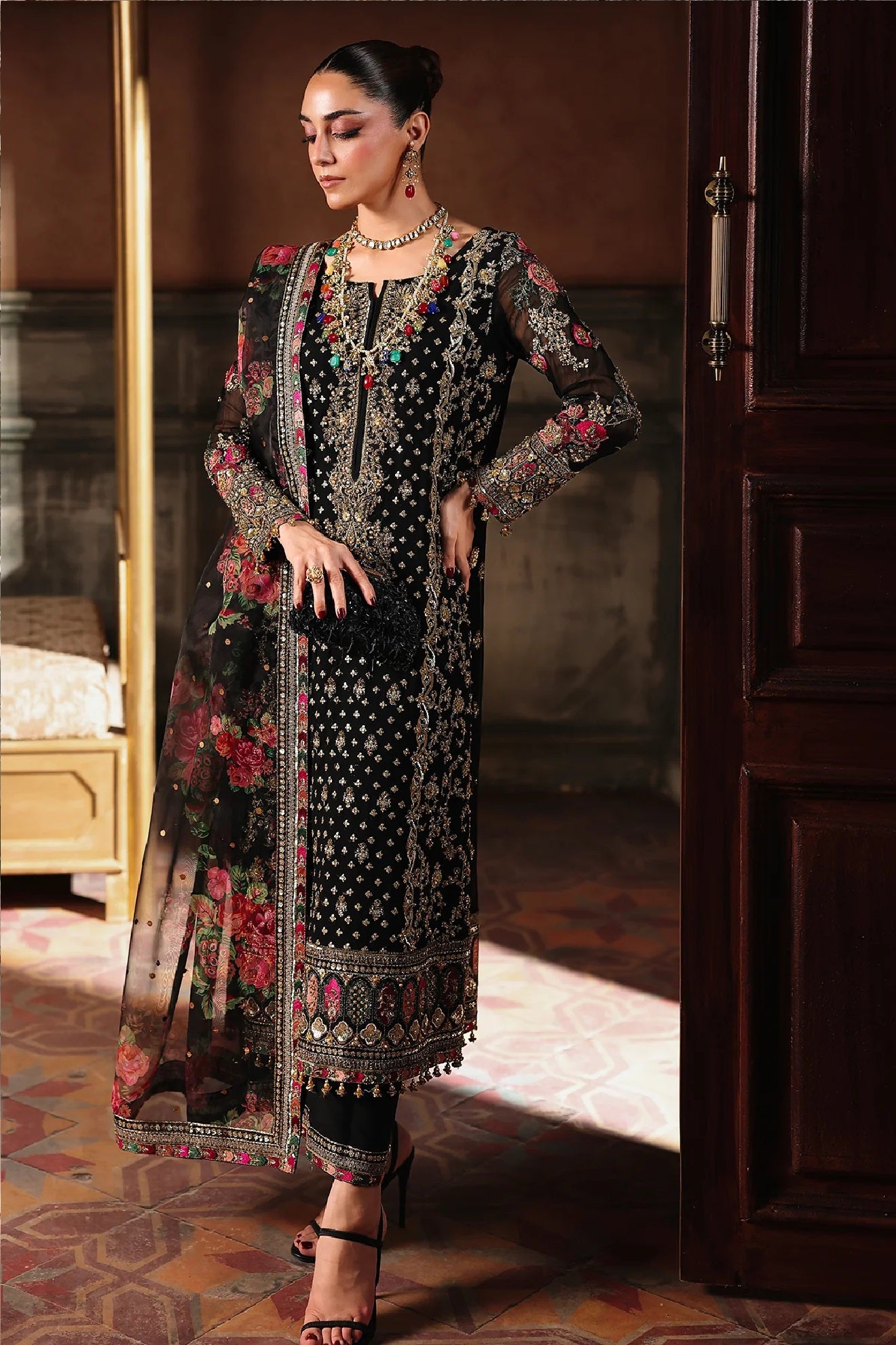 Charizma 𝐃𝐚𝐚𝐬𝐭𝐚𝐧-𝐞-𝐉𝐚𝐬𝐡𝐚𝐧 - Luxury Black