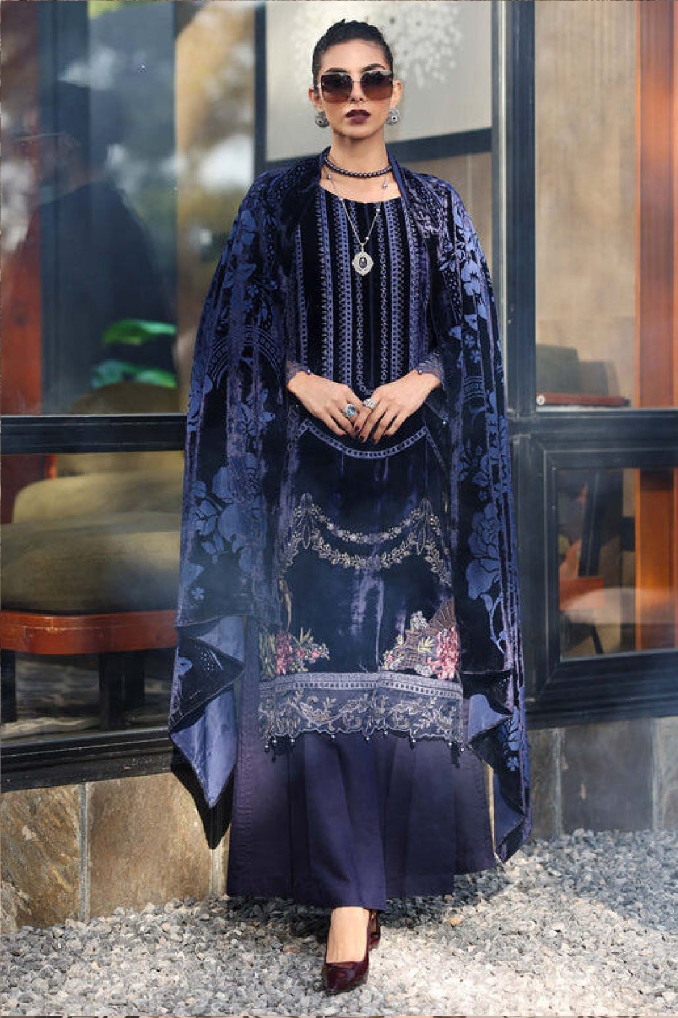 Maria B Luxury Velvet Collection "Blue Palachi"