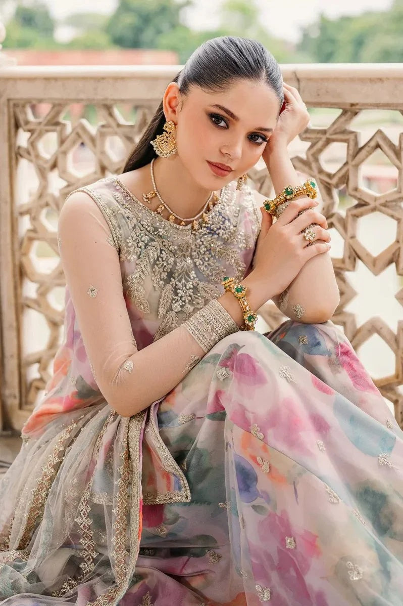 Iznik Luxury Silk Embroidered Collection D-09