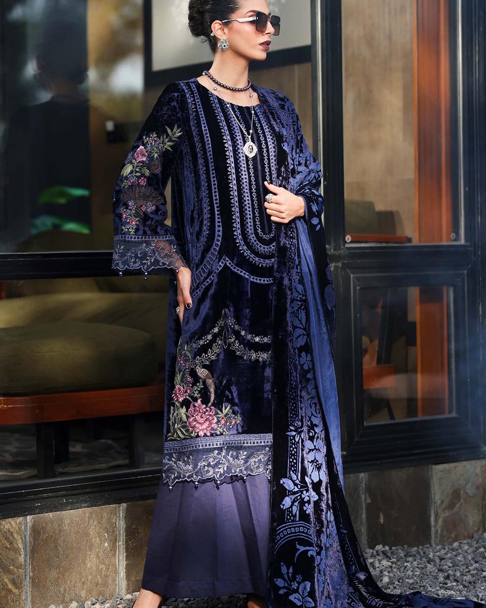 Maria B Luxury Velvet Collection "Blue Palachi"