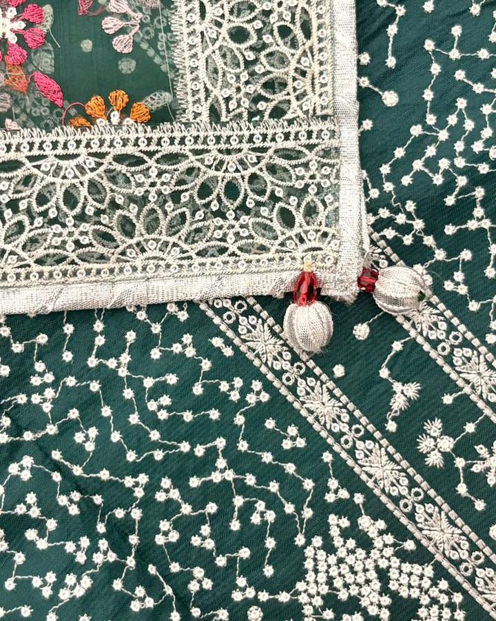 Jazmine Row Silk Collection "Green Sliver"