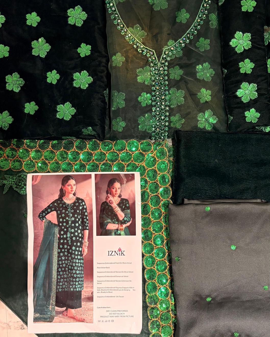 Iznik Velvet Collection "Bottel Green"