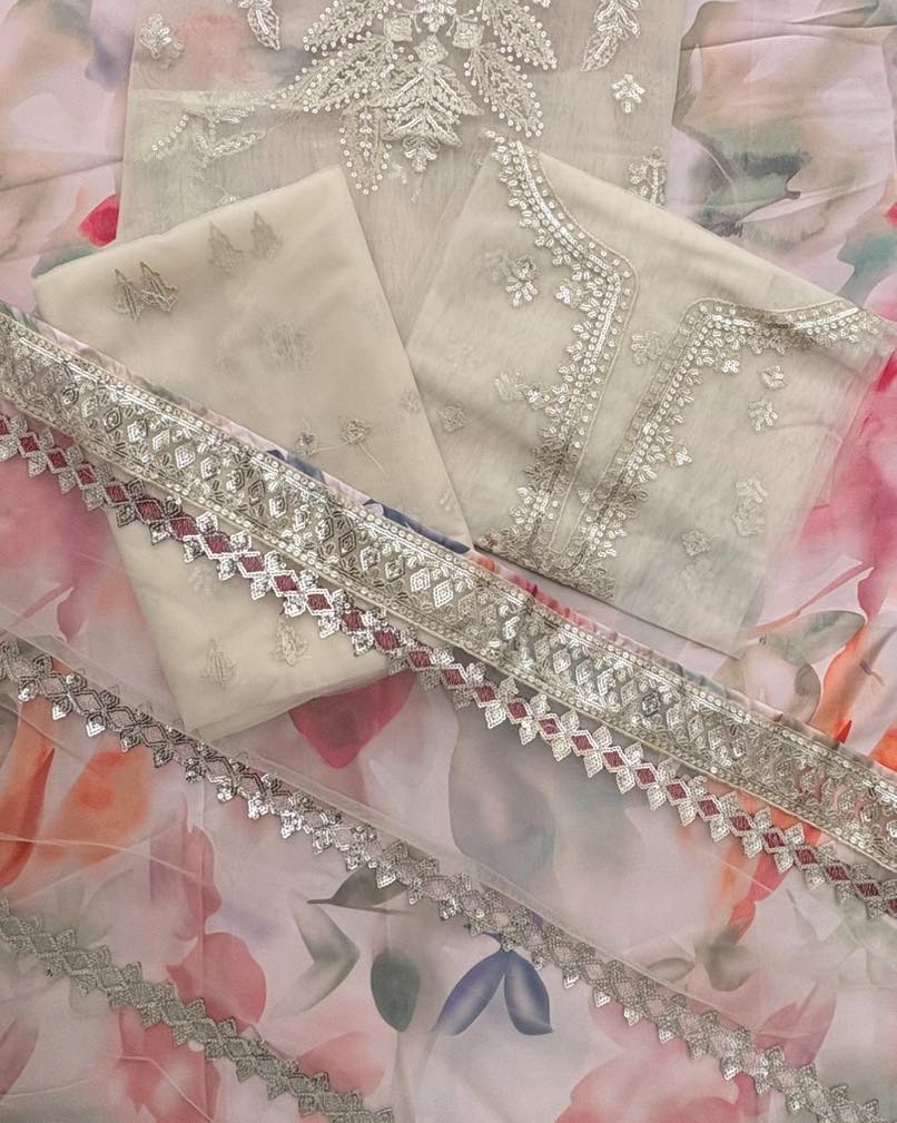 Iznik Luxury Silk Embroidered Collection D-09